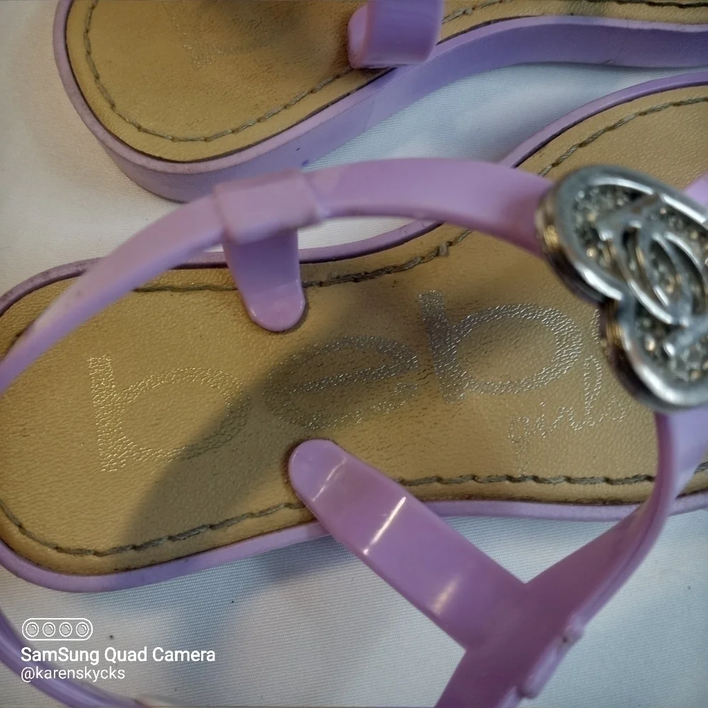 𝅺bebe Girls Lavender Sandals Kids Size 9/10